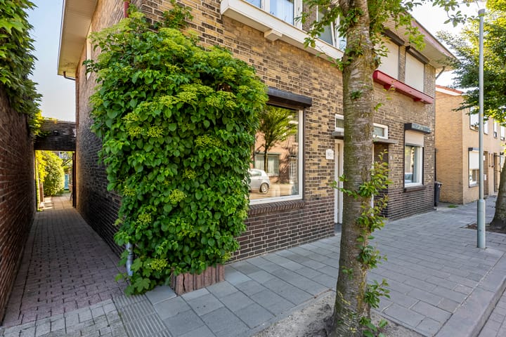 Foto 28 van Emmastraat 91