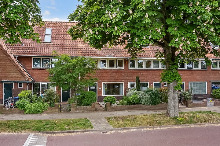 Van de Sande Bakhuyzenstraat 107