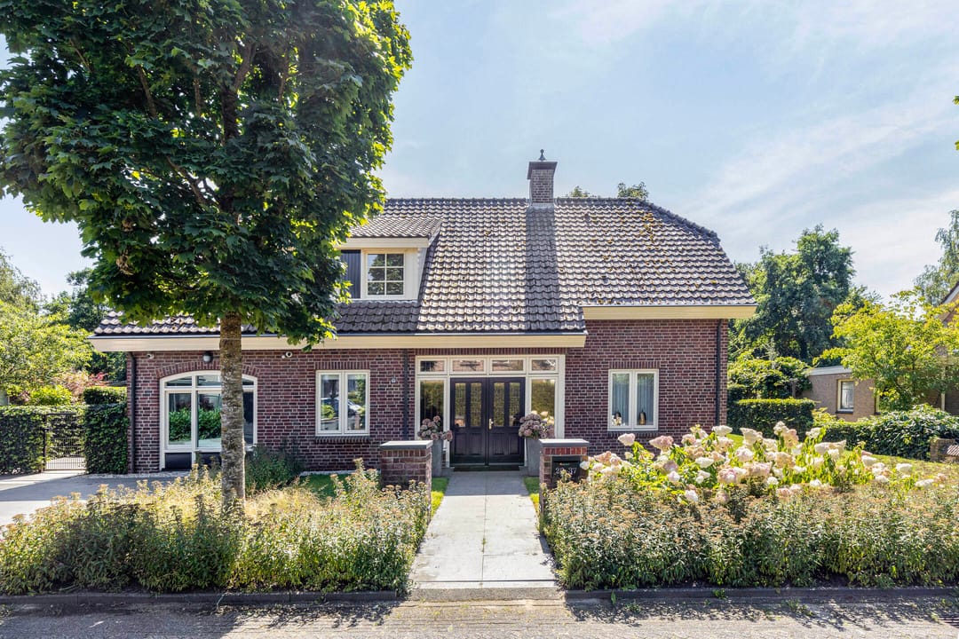 Foto 2 van Veenhof 2237