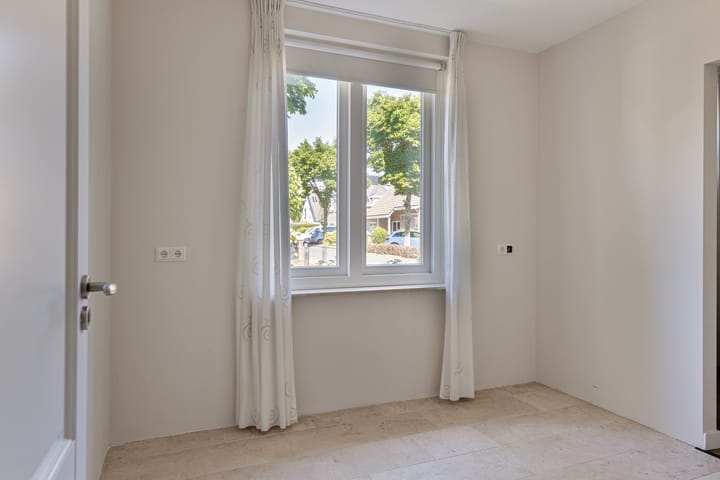 Photo 21 of Veenhof 2237