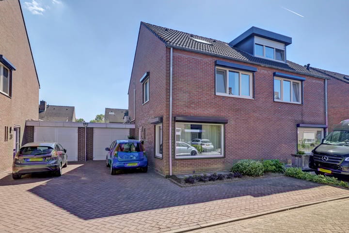 Foto 1 van Hollasstraat 25