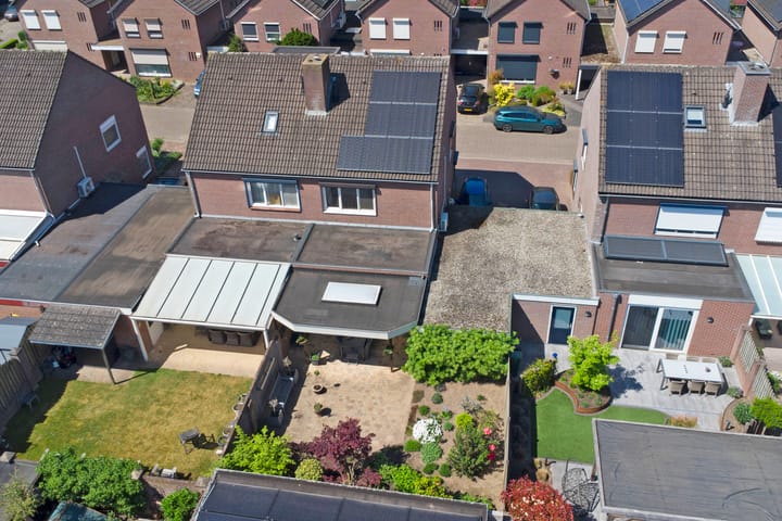 Foto 36 van Hollasstraat 25