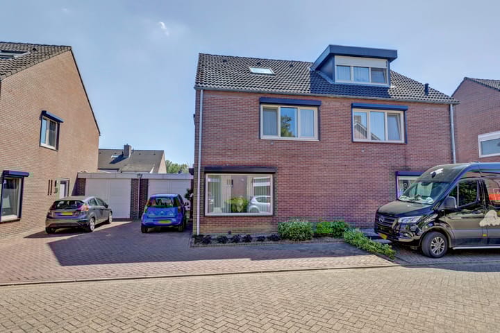 Foto 38 van Hollasstraat 25