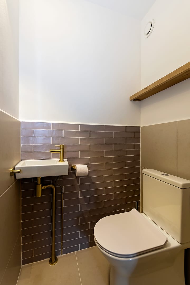 Foto 9 van Den Akker 24