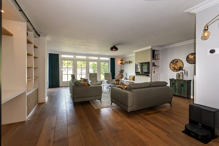 Foto 13 van Den Akker 24