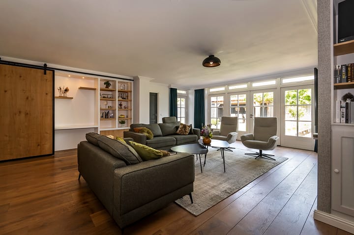 Foto 14 van Den Akker 24