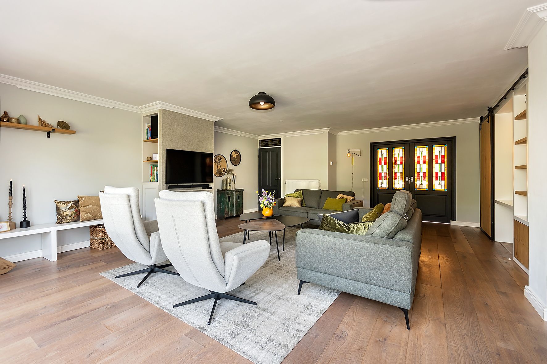 Foto 15 van Den Akker 24