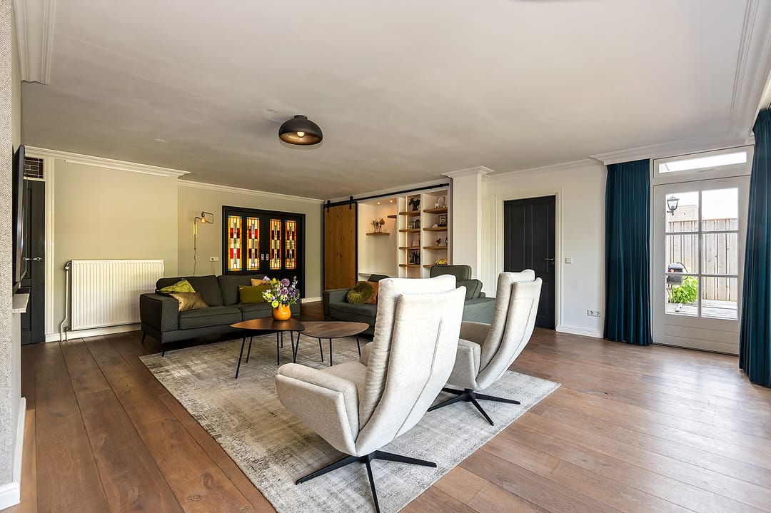 Foto 16 van Den Akker 24