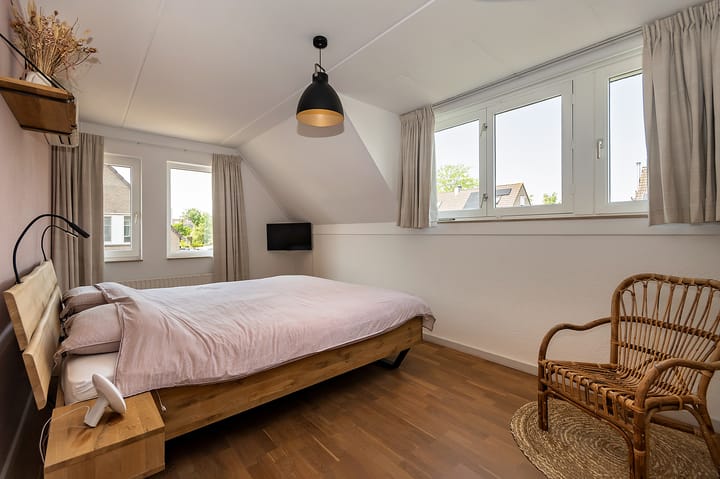 Foto 19 van Den Akker 24