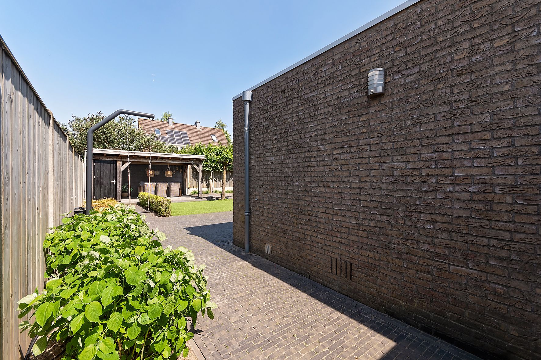 Foto 27 van Den Akker 24