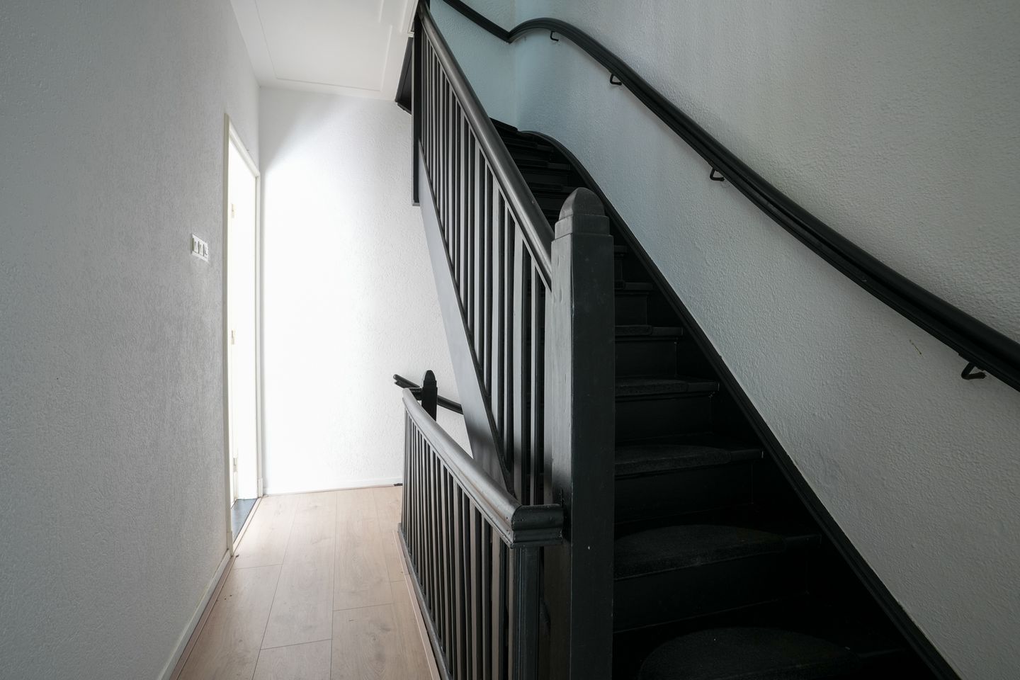 Photo 19 of Rosmolenstraat 12-A