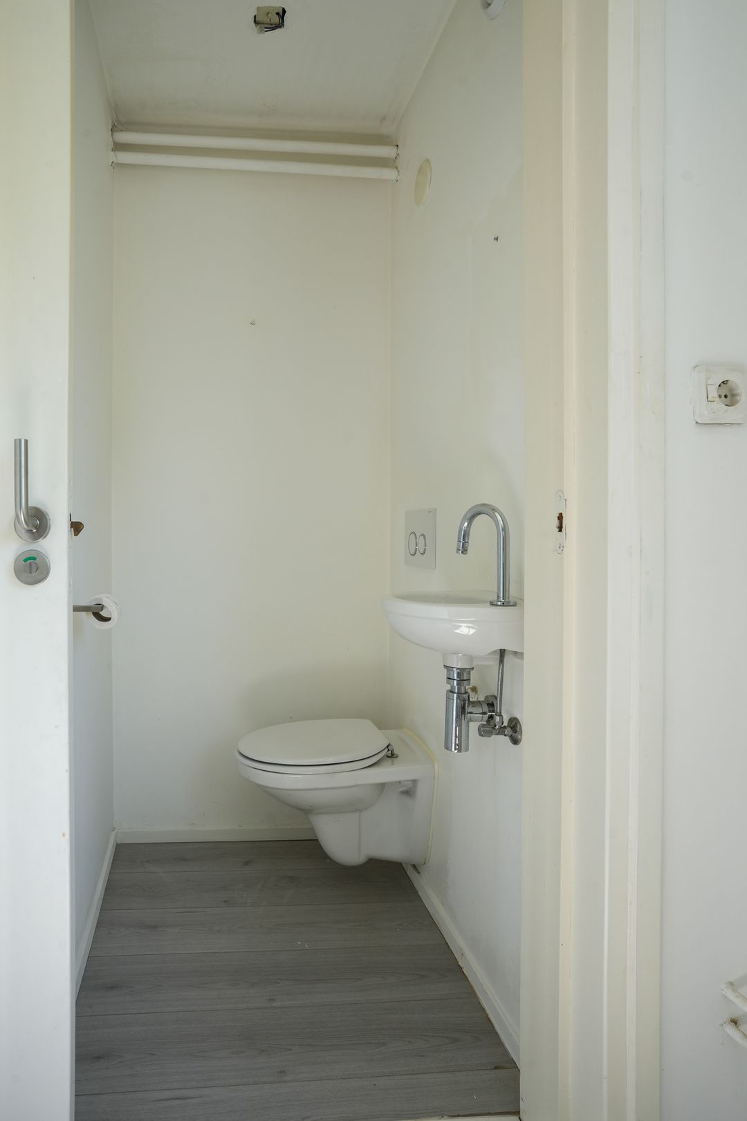 Photo 22 of Rosmolenstraat 12-A