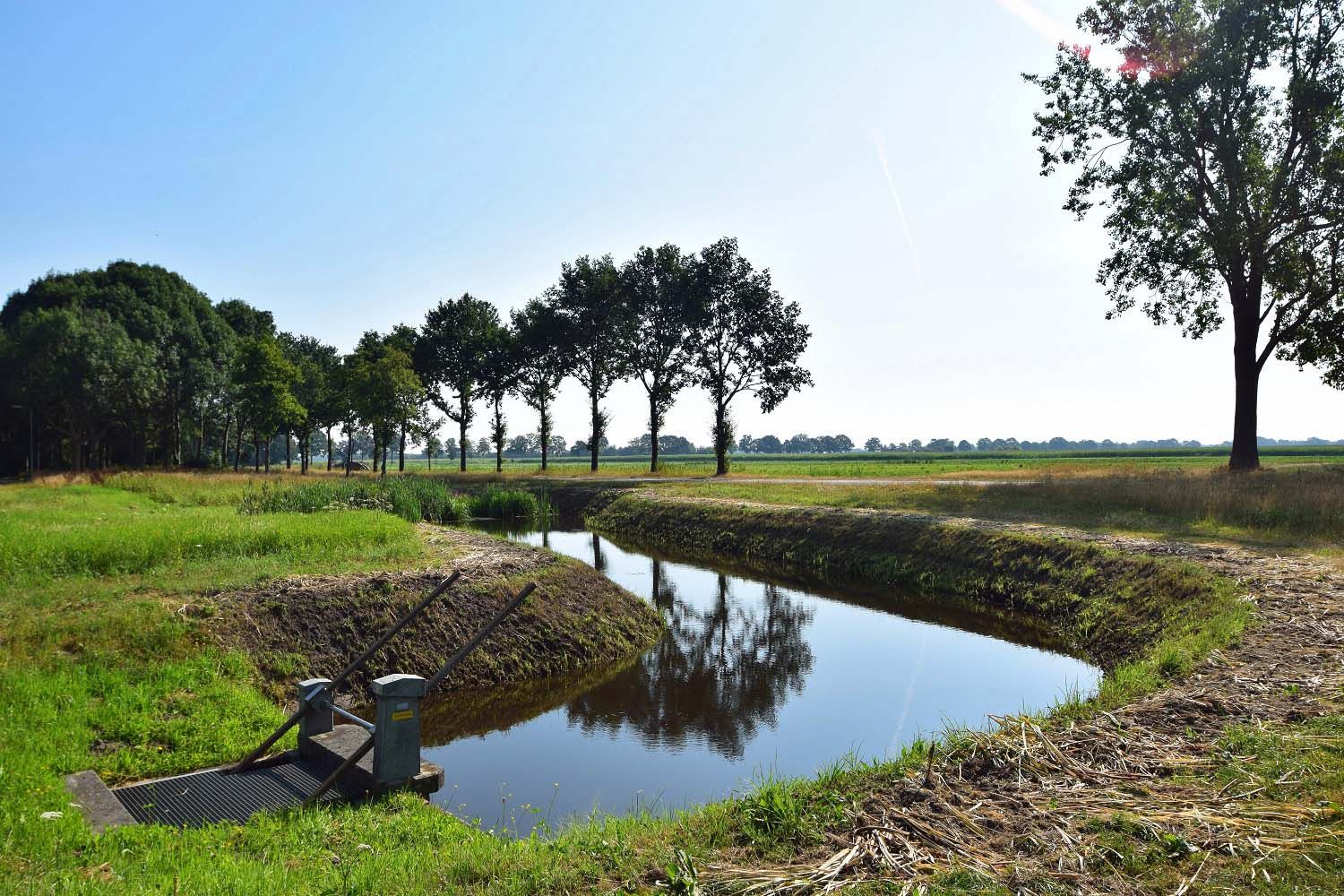 Photo 48 of De Beeklanden 26