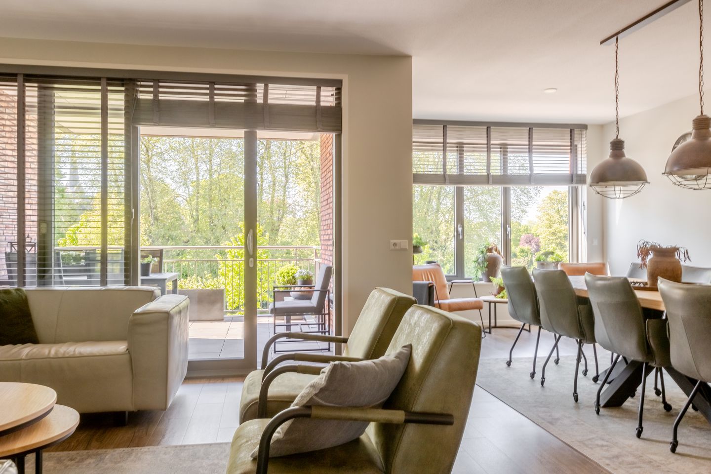 Photo 4 of Lopikersingel 11-F