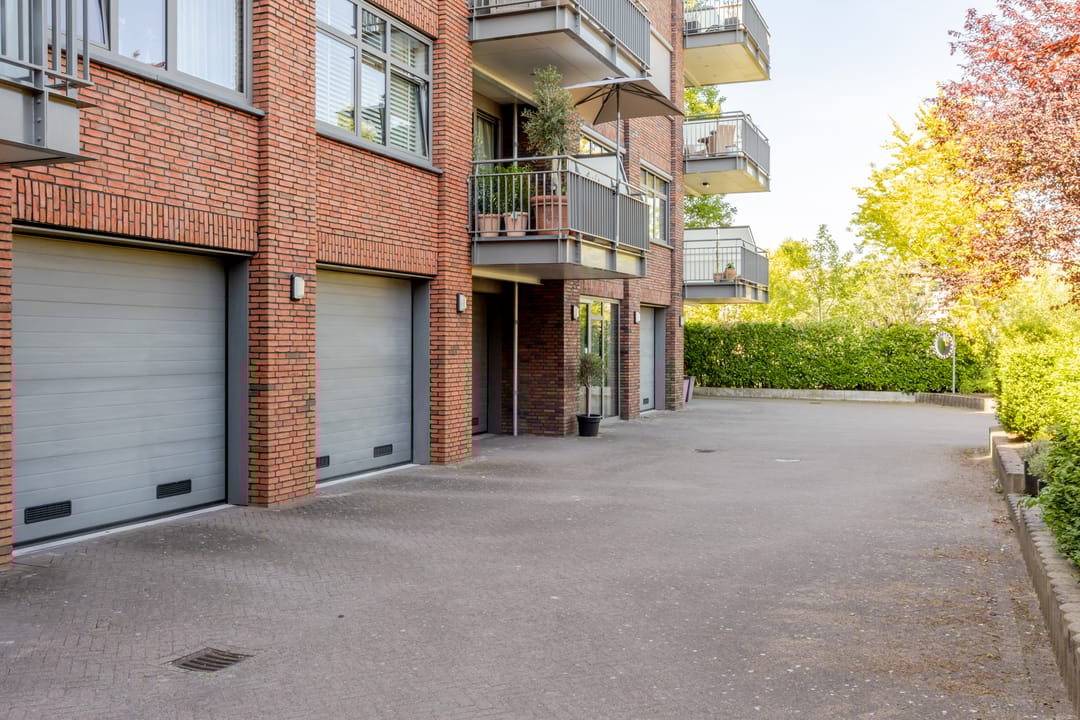 Photo 47 of Lopikersingel 11-F