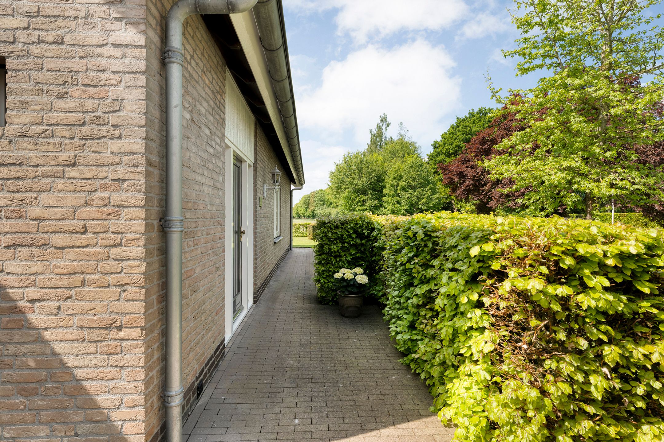 Foto 9 van Mataramweg 9