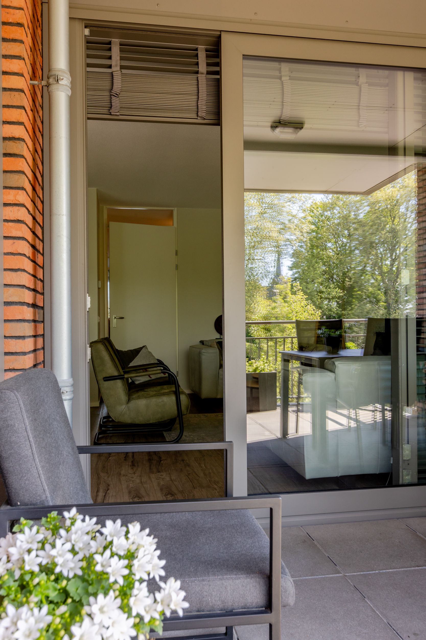 Photo 66 of Lopikersingel 11-F