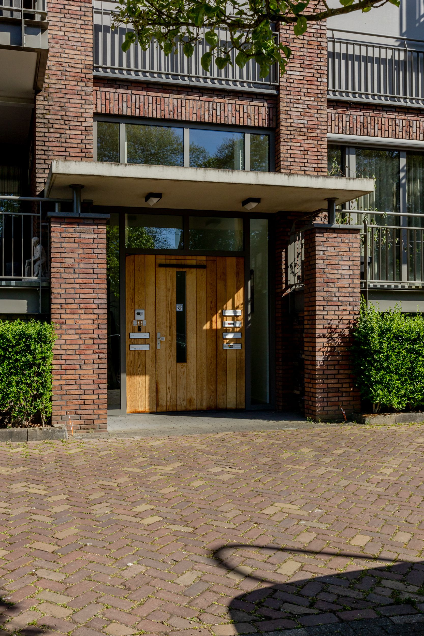 Photo 69 of Lopikersingel 11-F