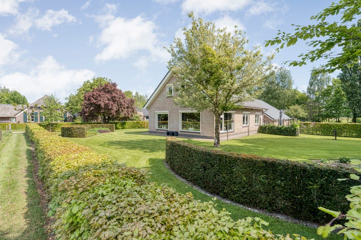 Foto 51 van Mataramweg 9