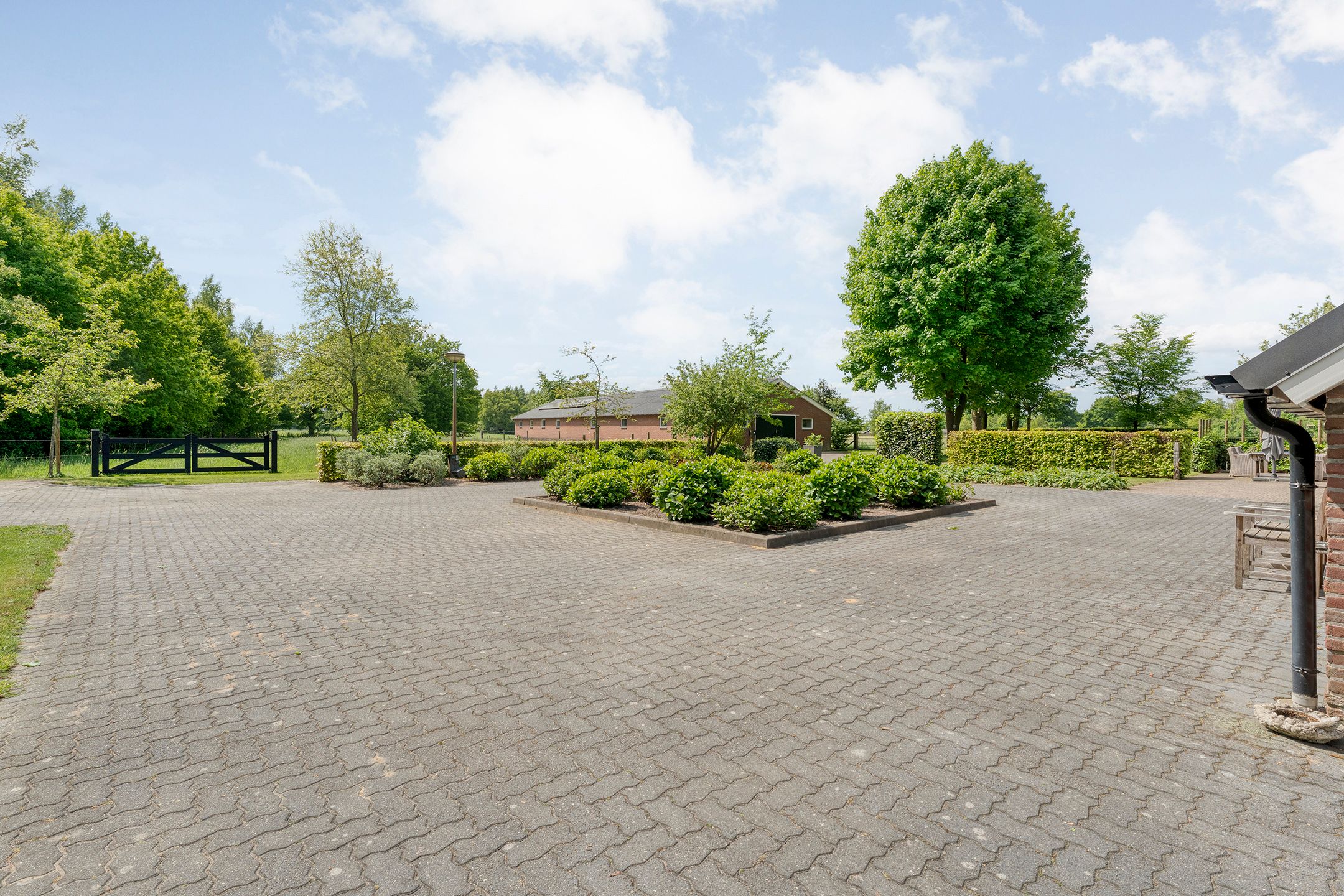 Foto 75 van Mataramweg 9