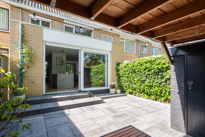 Foto 12 van Brahmsstraat 18