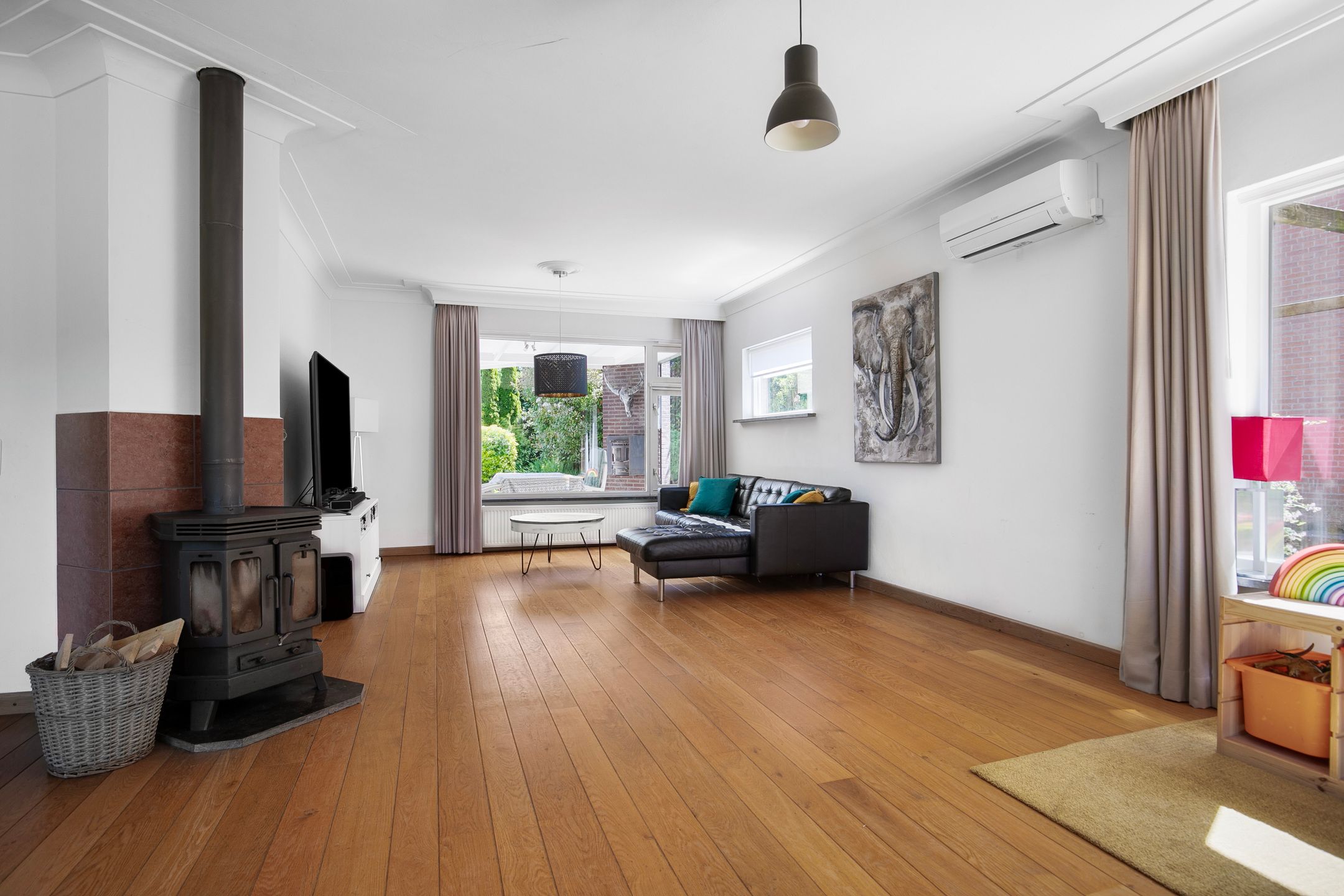 Photo 9 of Schoolstraat 9