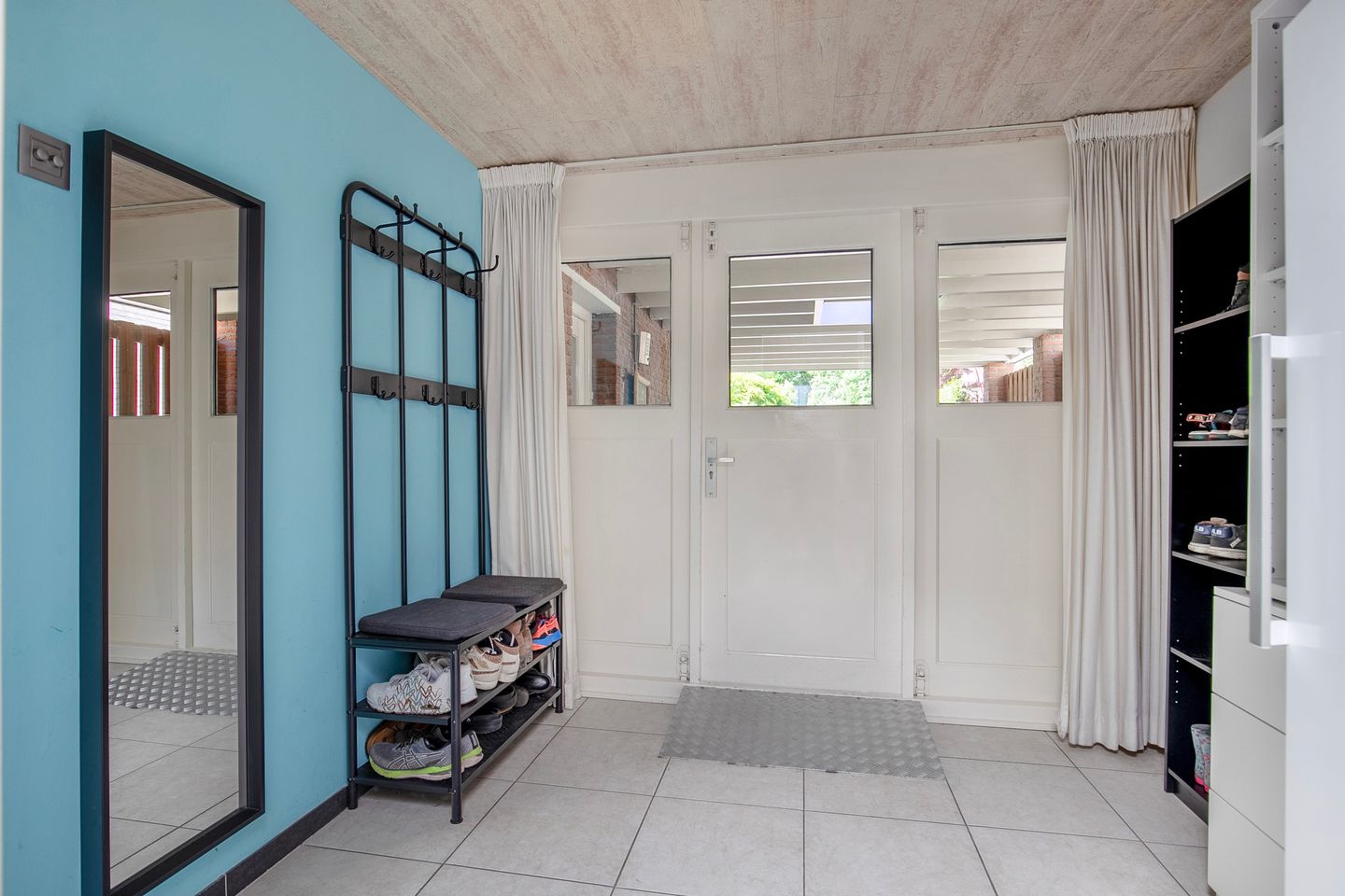 Photo 20 of Schoolstraat 9