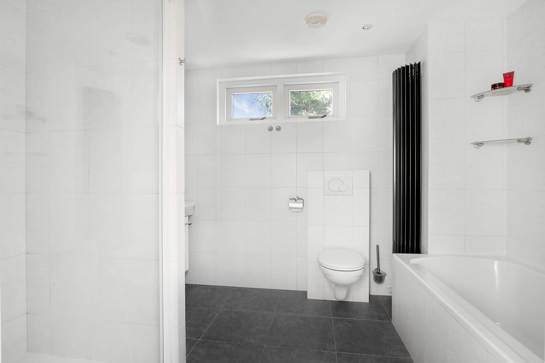 Photo 32 of Schoolstraat 9