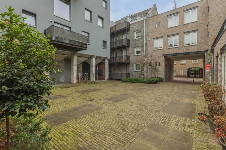 Foto 1 van Halvegas 2