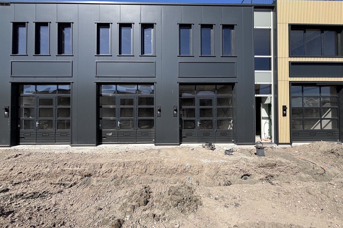 View photo 1 of Afmijnstraat 71