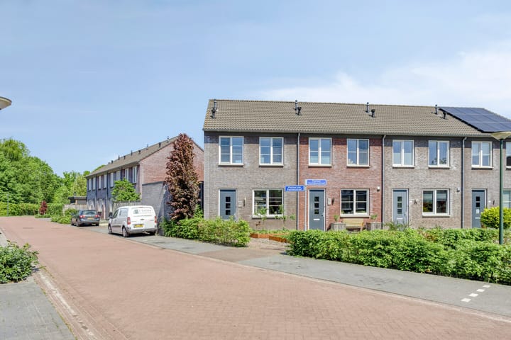 Foto 33 van Pastoor Verstijnenstraat 4