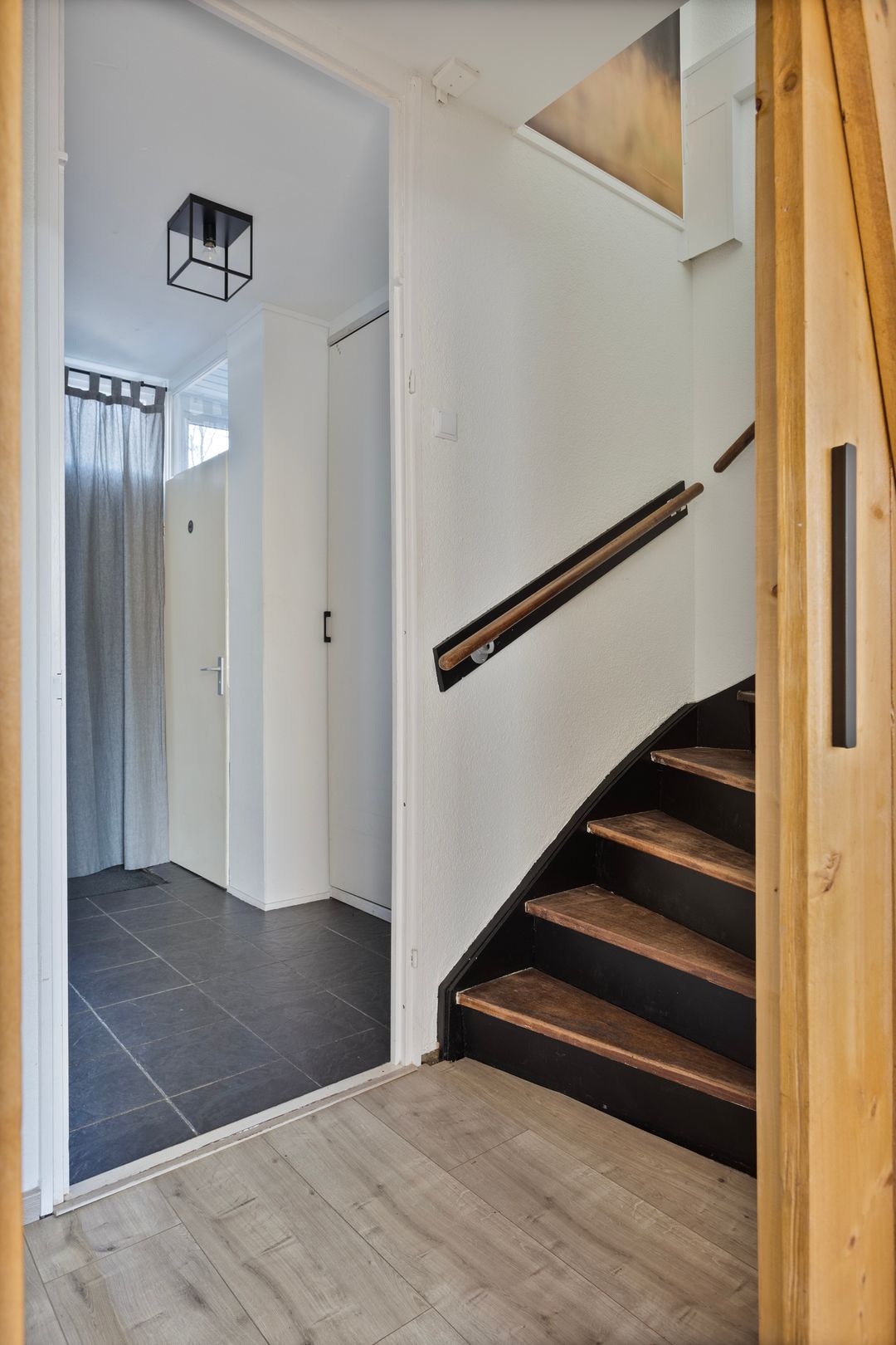 Photo 17 of Schrijnwerkershorst 321