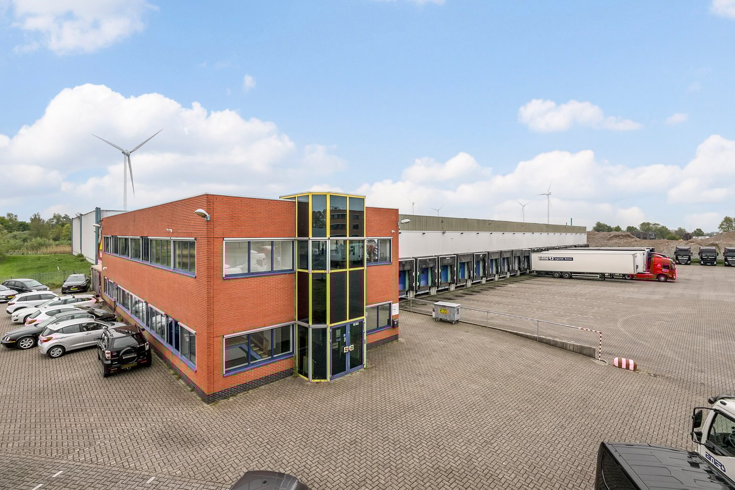 Bekijk foto 1 van Impact 62