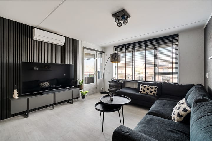 Foto 16 van Dr. H.J.A.M.Schaepmanplein 21