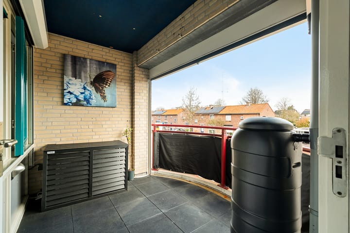 Foto 32 van Dr. H.J.A.M.Schaepmanplein 21