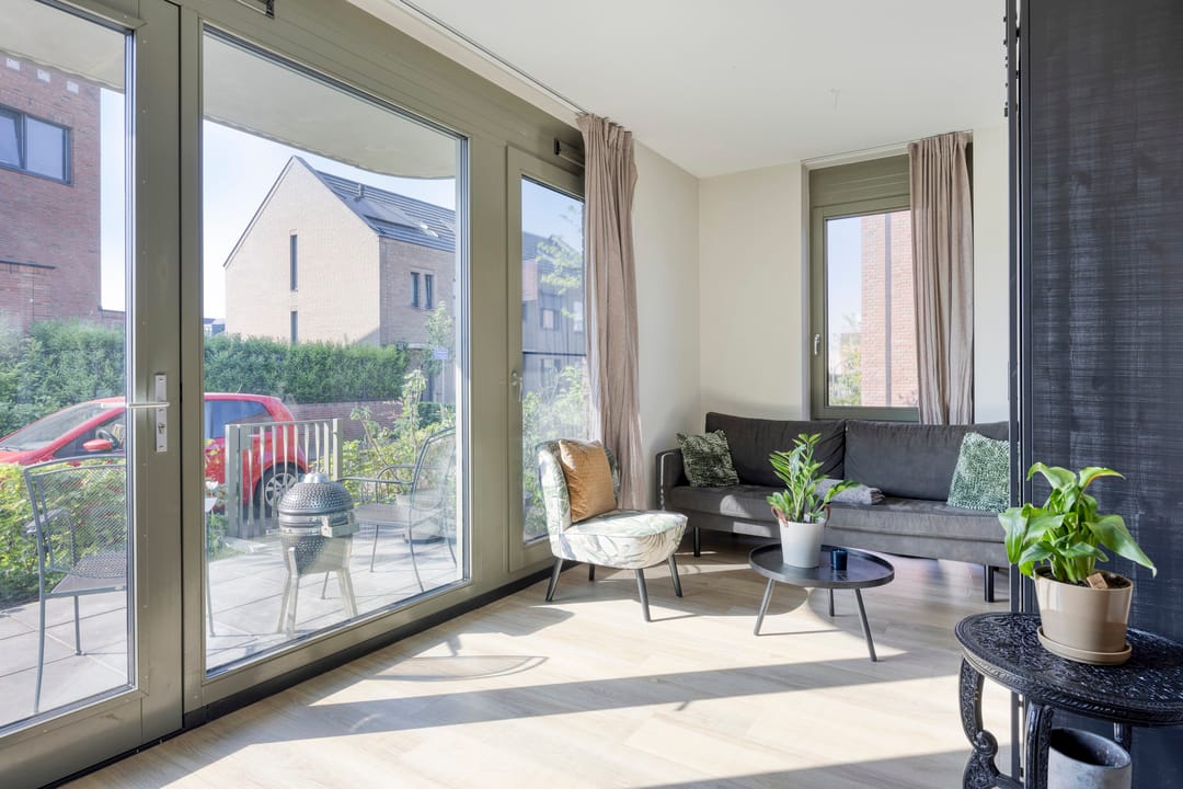 Foto 8 van Nederhemertstraat 15