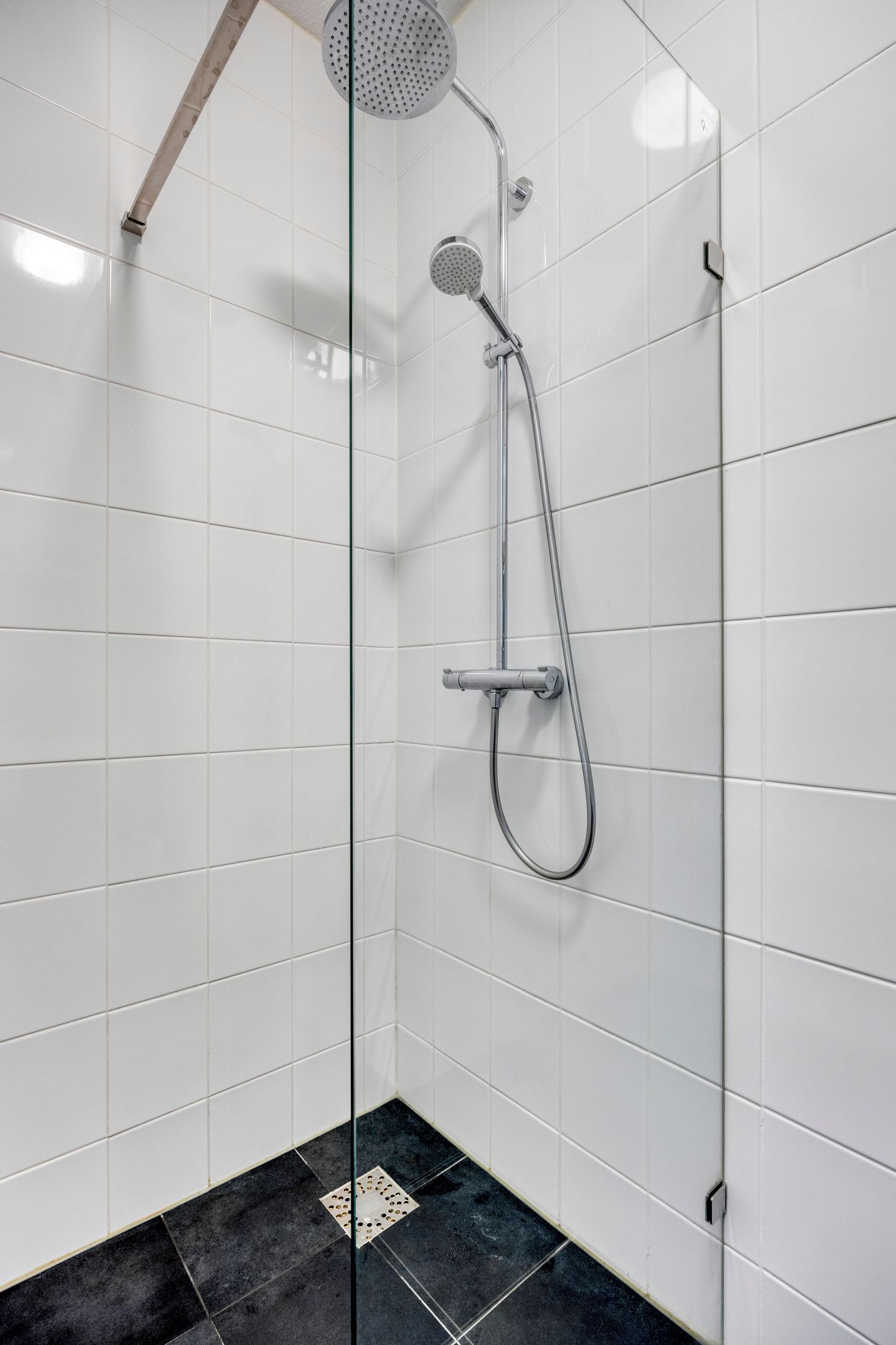 Foto 21 van Nederhemertstraat 15