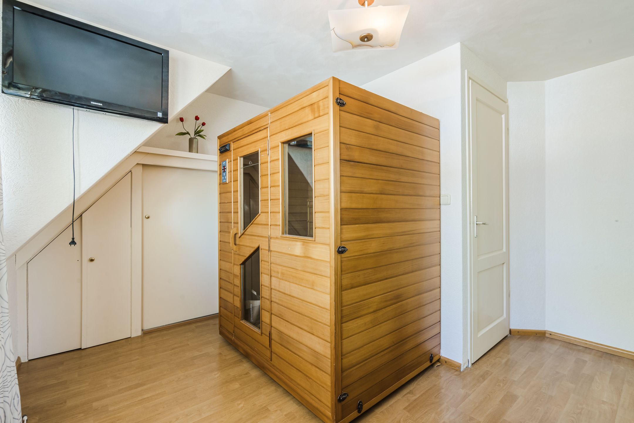 Foto 18 van van Veenweg 82