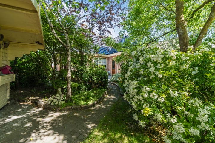 Foto 33 van van Veenweg 82