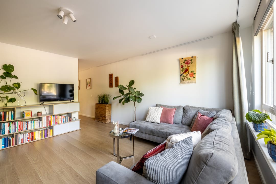 Photo 11 of Haarlemmerweg 493-A