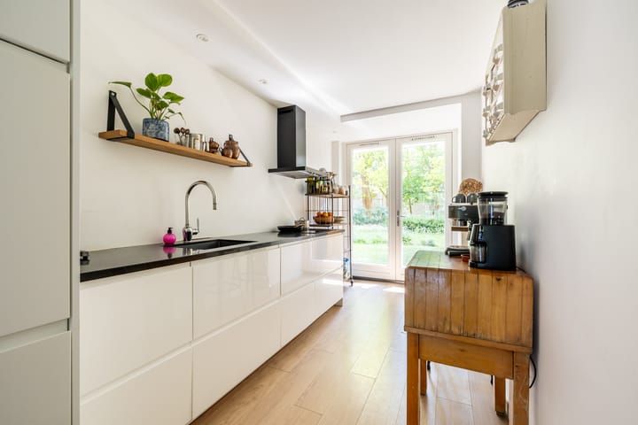 Photo 3 of Haarlemmerweg 493-A