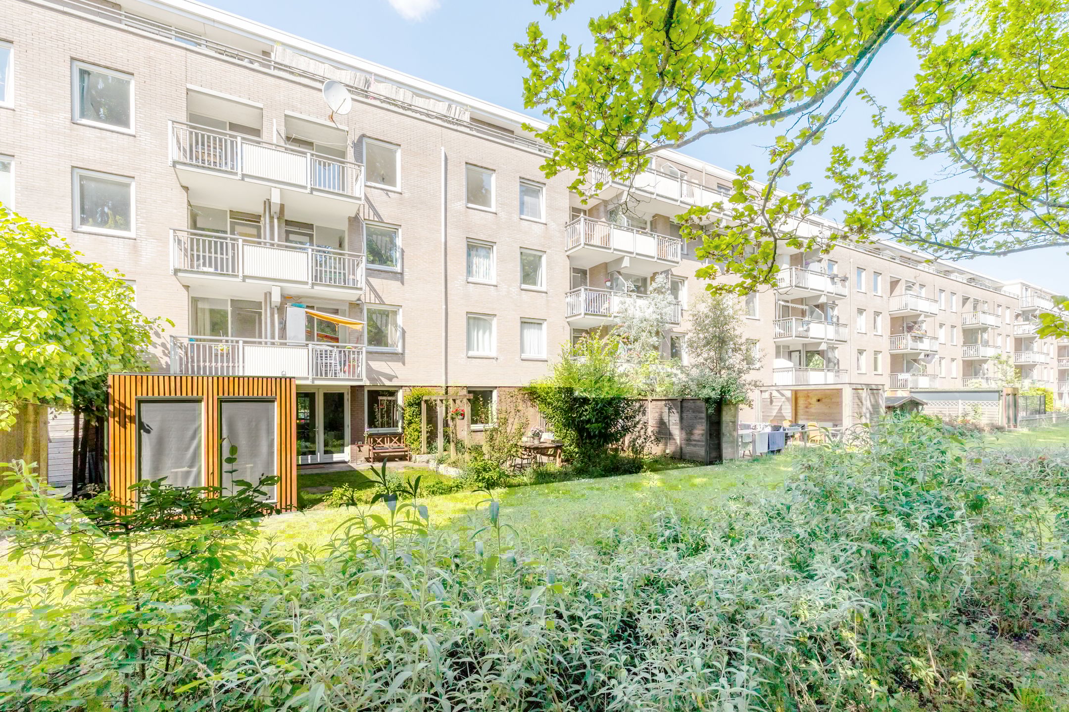 Photo 21 of Haarlemmerweg 493-A