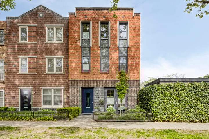 Foto 1 van Blekerstraat 112