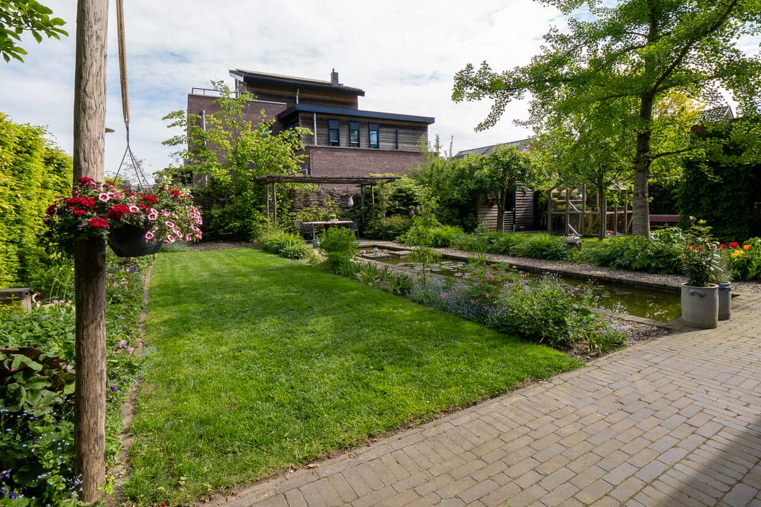 Foto 43 van Bronforelstraat 44