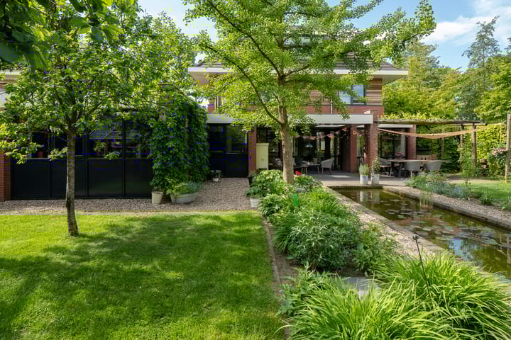 Foto 48 van Bronforelstraat 44