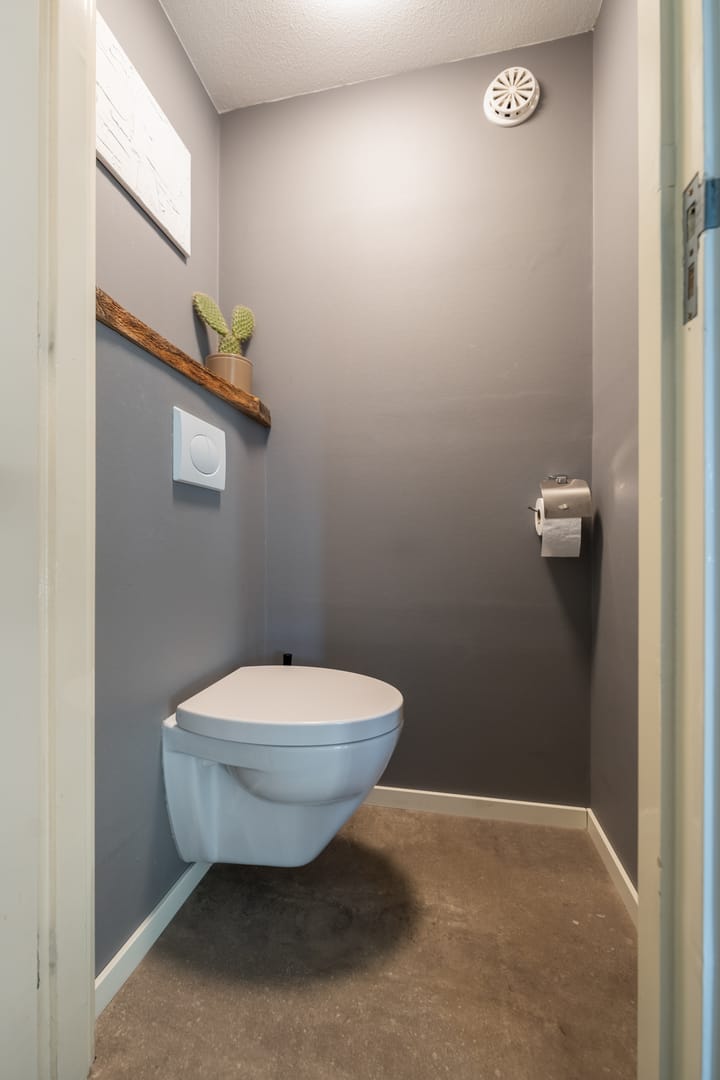 Photo 12 of Schoutstraat 55