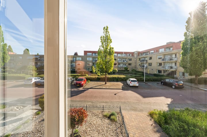 Photo 22 of Schoutstraat 55