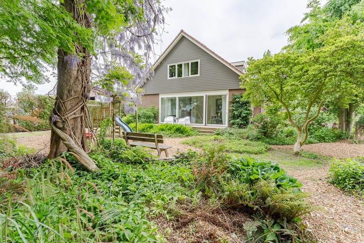 Foto 35 van Den Ham 22