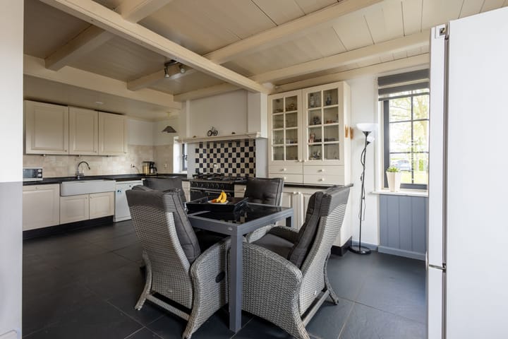 Foto 12 van Stedumerweg 16