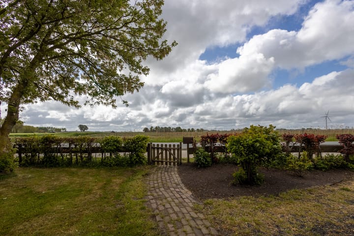 Foto 42 van Stedumerweg 16